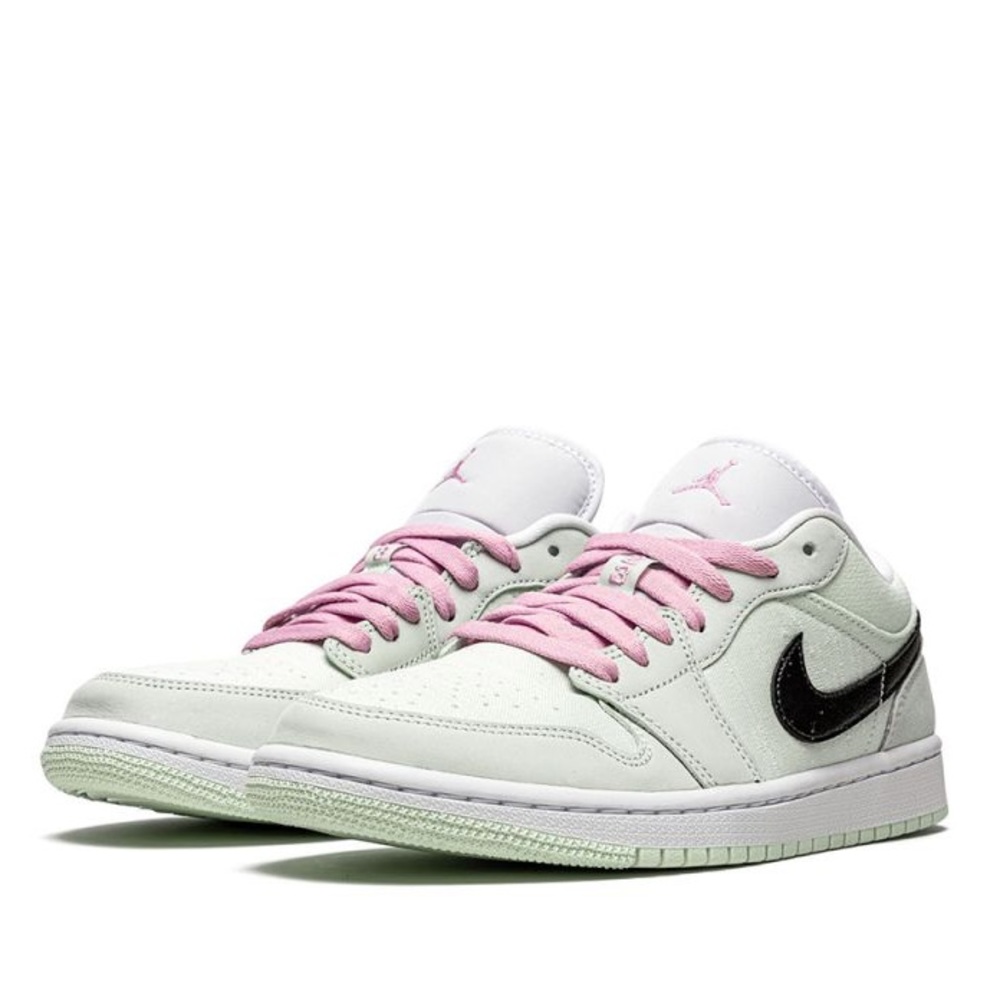 New Women’s Jordan 1 Low Sneakers - Picture 8 of 12